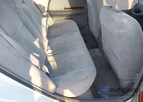 2003 Toyota Camry Xle z USA, uszkodzony, nr VIN 4T1BE30K93U222624